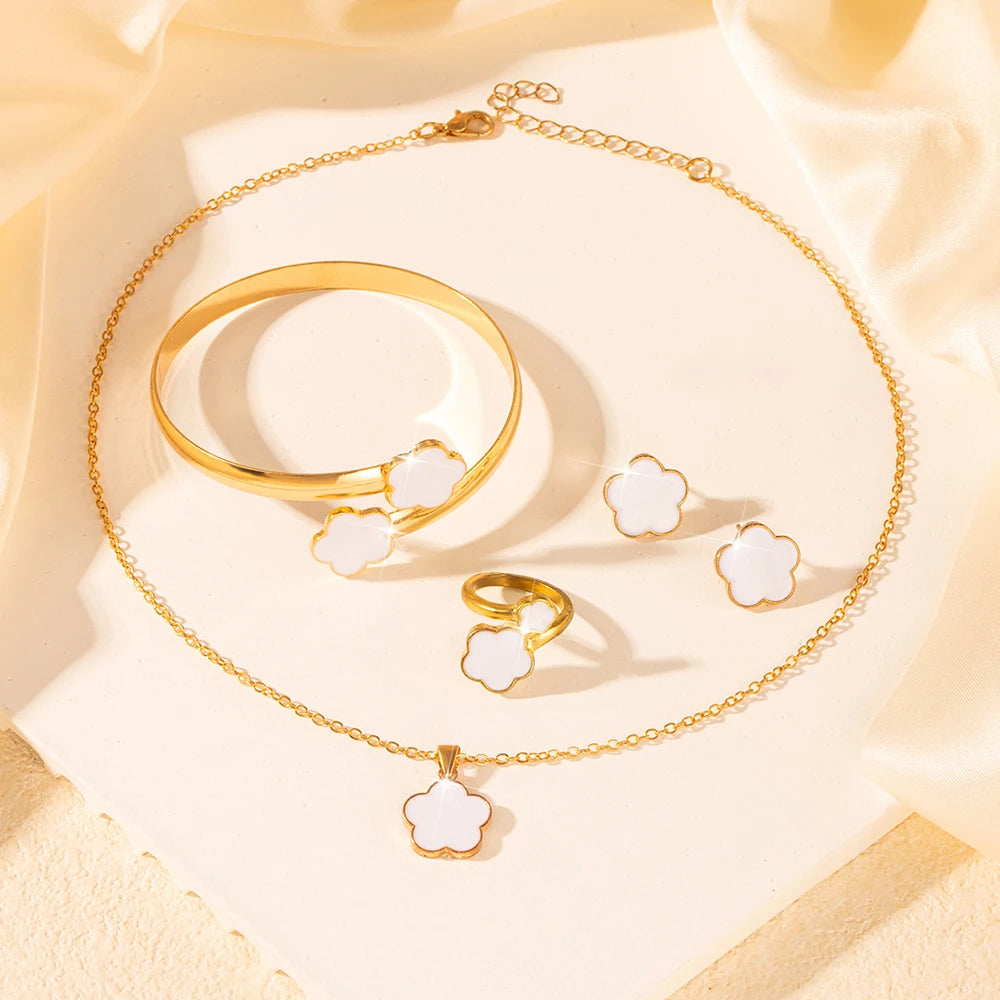 Lucky Flower Jewelry